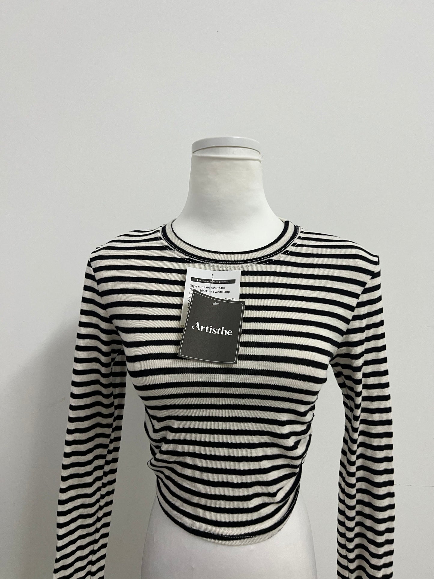 Artisthe Tops as clothing Black & White Striped Cropped Top Retro & Stylish Slim-Fitting A Versatile Essential for Four-Season Outfits