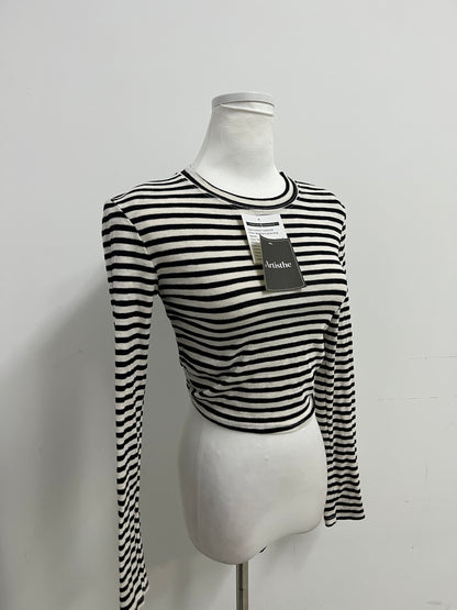Artisthe Tops as clothing Black & White Striped Cropped Top Retro & Stylish Slim-Fitting A Versatile Essential for Four-Season Outfits