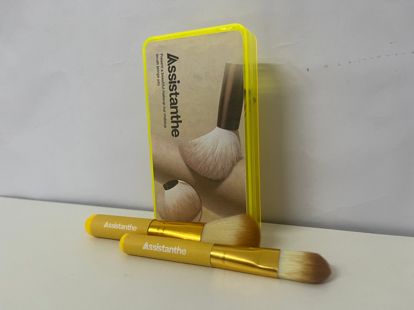【Assistanthe Make-up Brushes】—— Stylish & Functional Brushes for Flawless Makeup