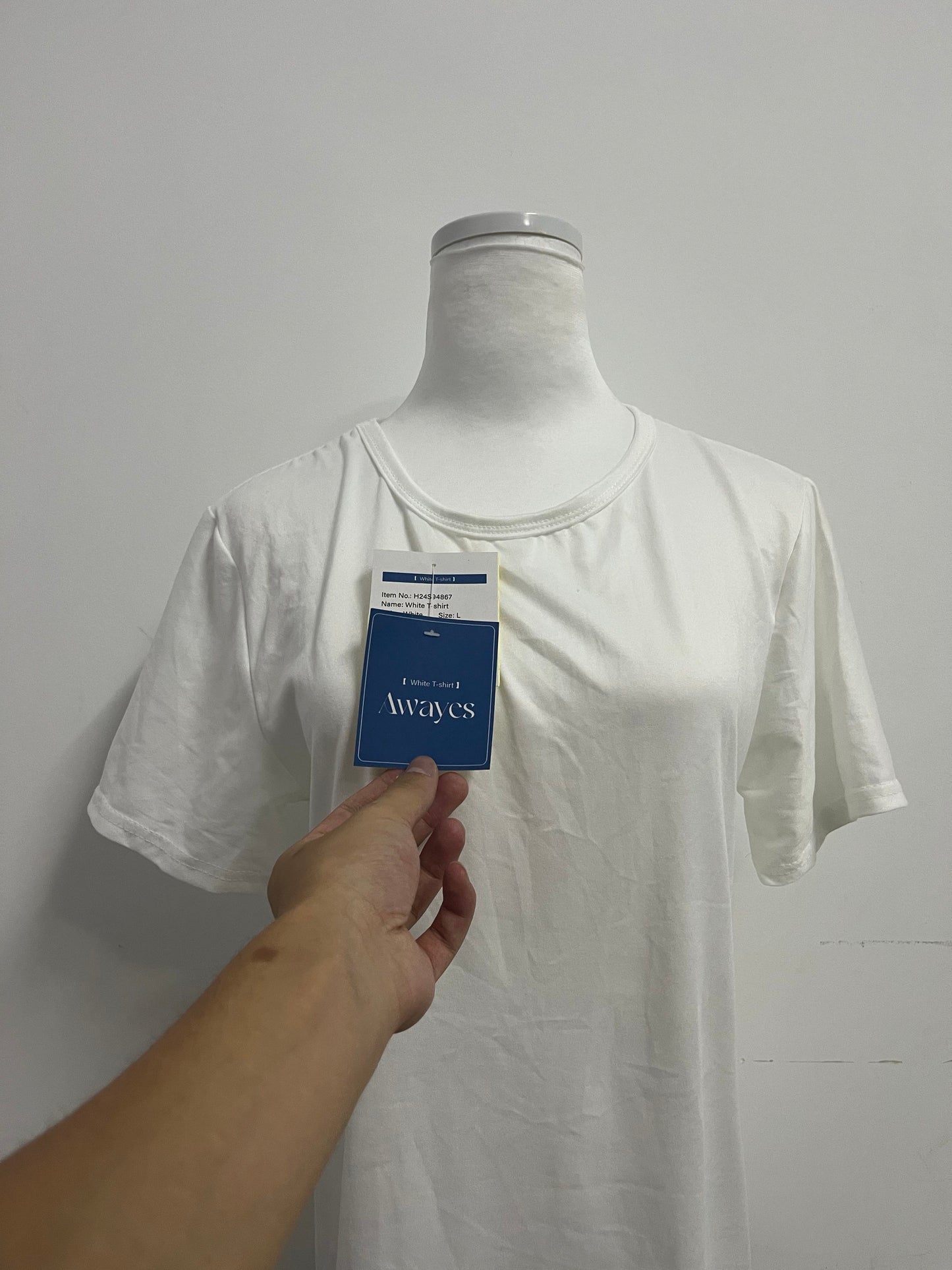Awayes T-shirts Basic White Crew Neck T-Shirt: A Necessity for Your Wardrobe with Simplicity and Comfort