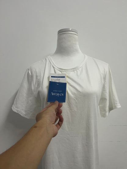 Awayes T-shirts Basic White Crew Neck T-Shirt: A Necessity for Your Wardrobe with Simplicity and Comfort