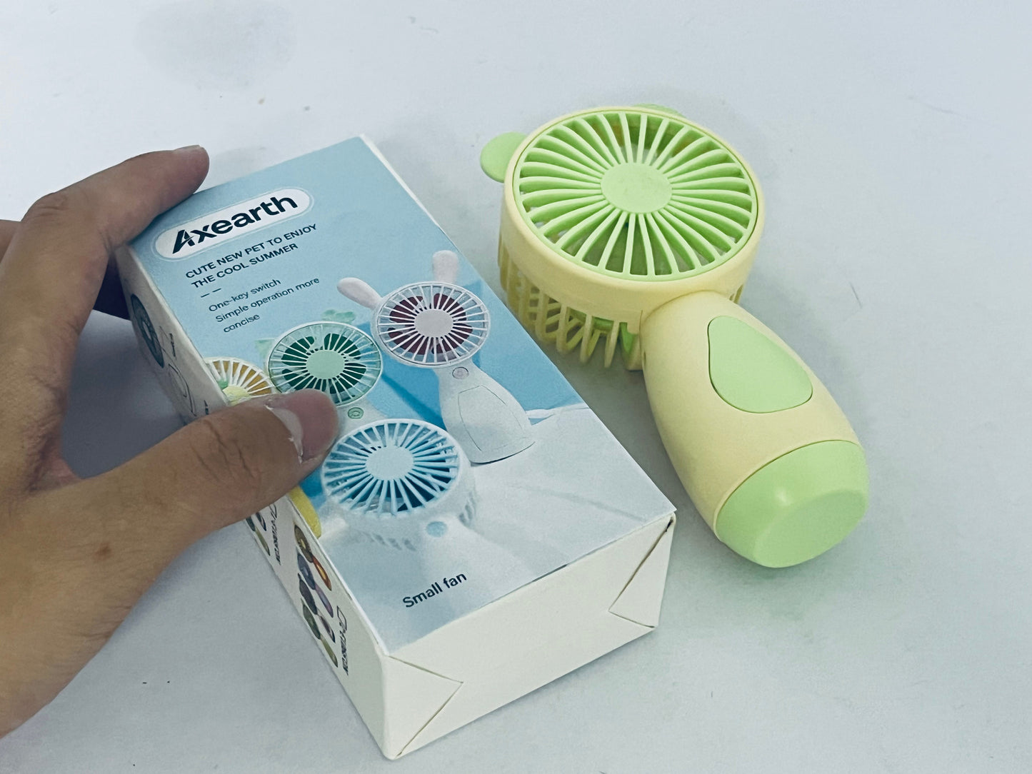 Axearth Electric fans coldSky Portable Handheld Fan, 4000mAh Battery Operated with LED Display, Handheld/Neck/Desk 3 in 1 Personal Small Fan