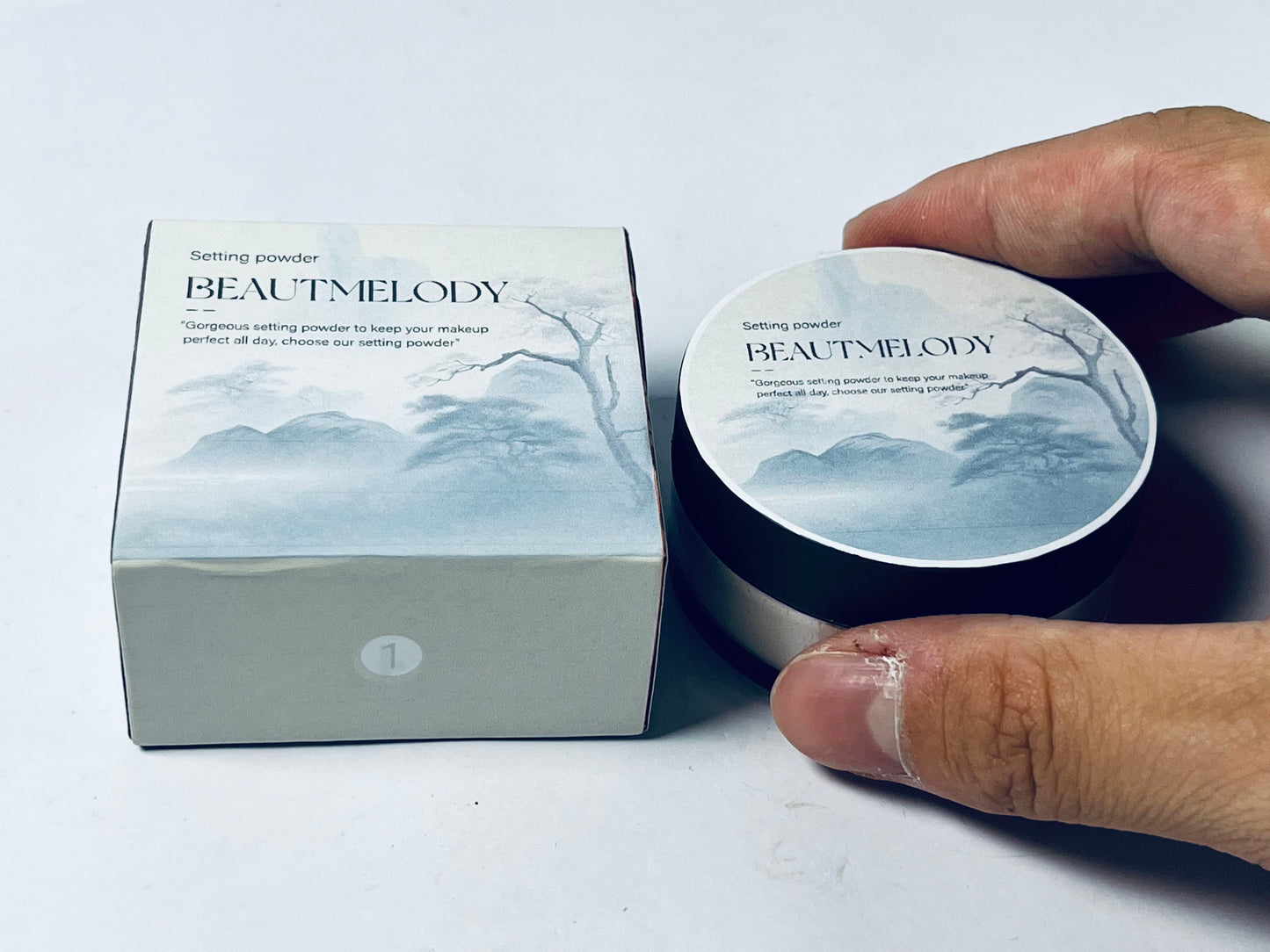 BEAUTMELODY Lightweight Translucent Loose face powder Makeup, Foundation Powder for Women With Puff