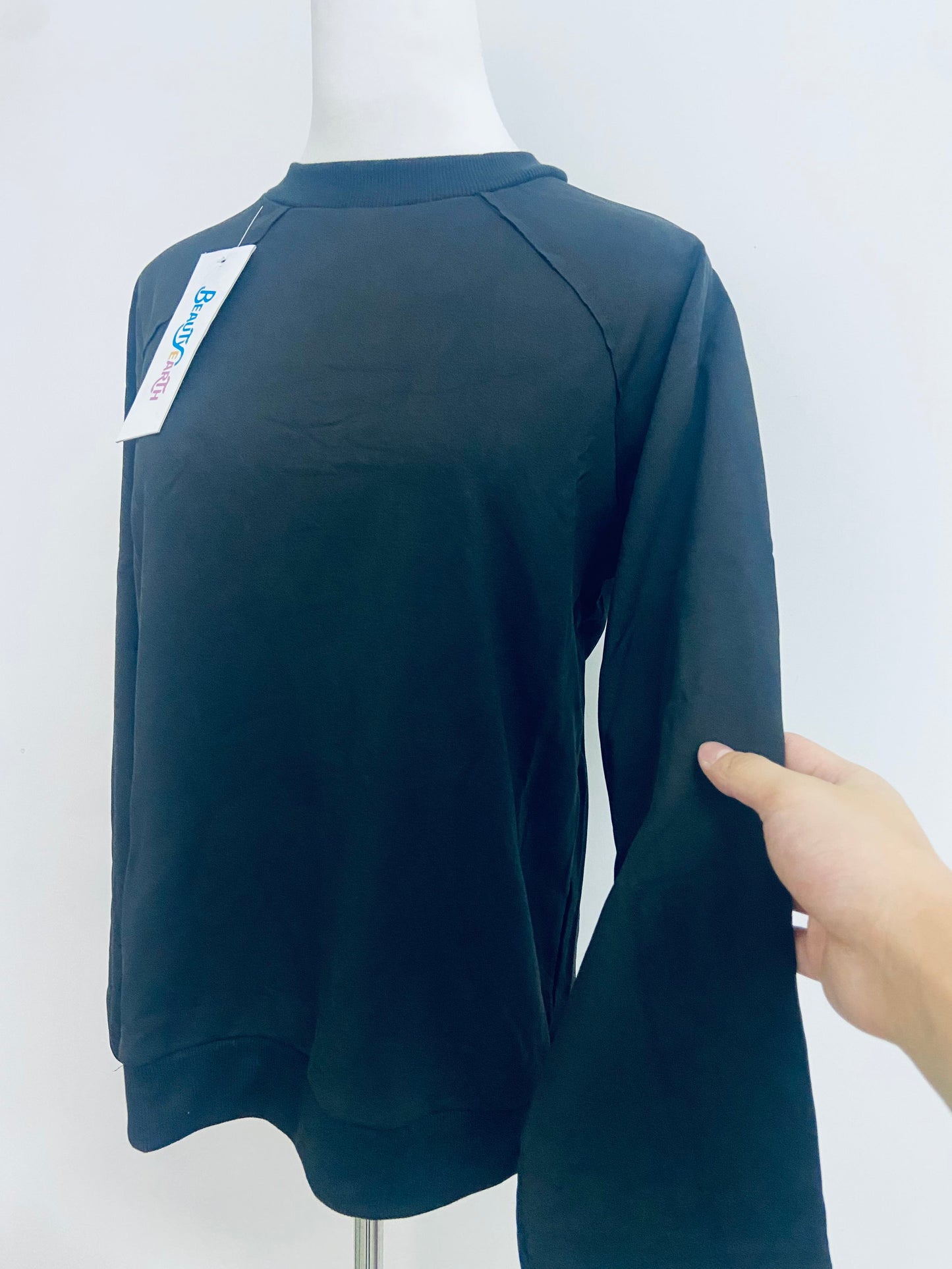 BEAUTYEARTH Crewneck Sweatshirts Athletic Workout Sweat Shirts Casual Pullover Tops