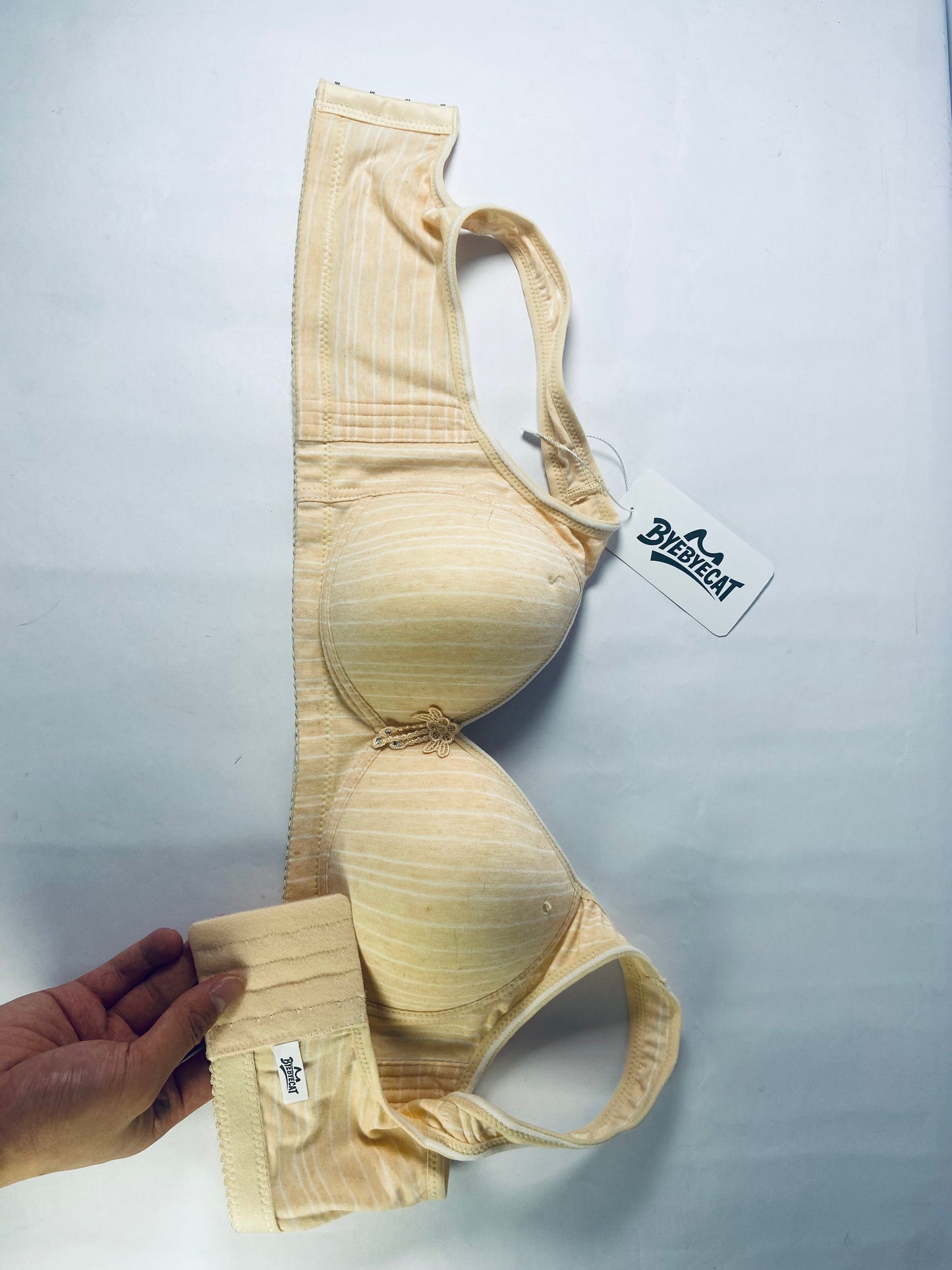 BYEBYECAT Women's Basic Beauty Contour T-Shirt Bra