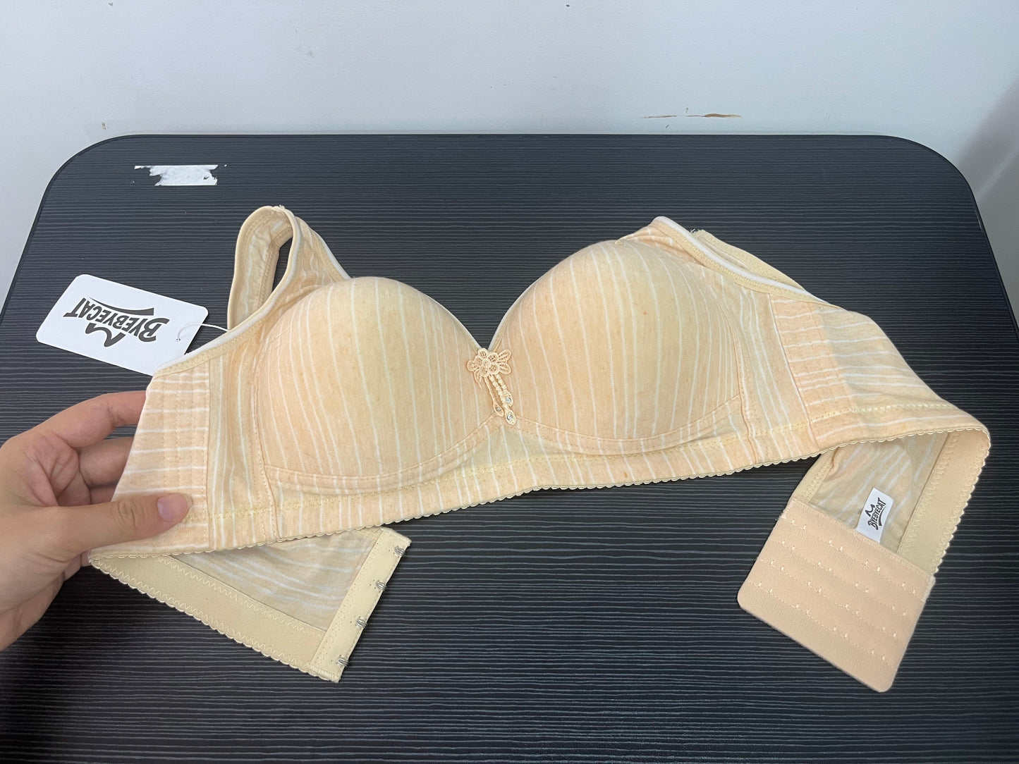 BYEBYECAT Women's Basic Beauty Contour T-Shirt Bra