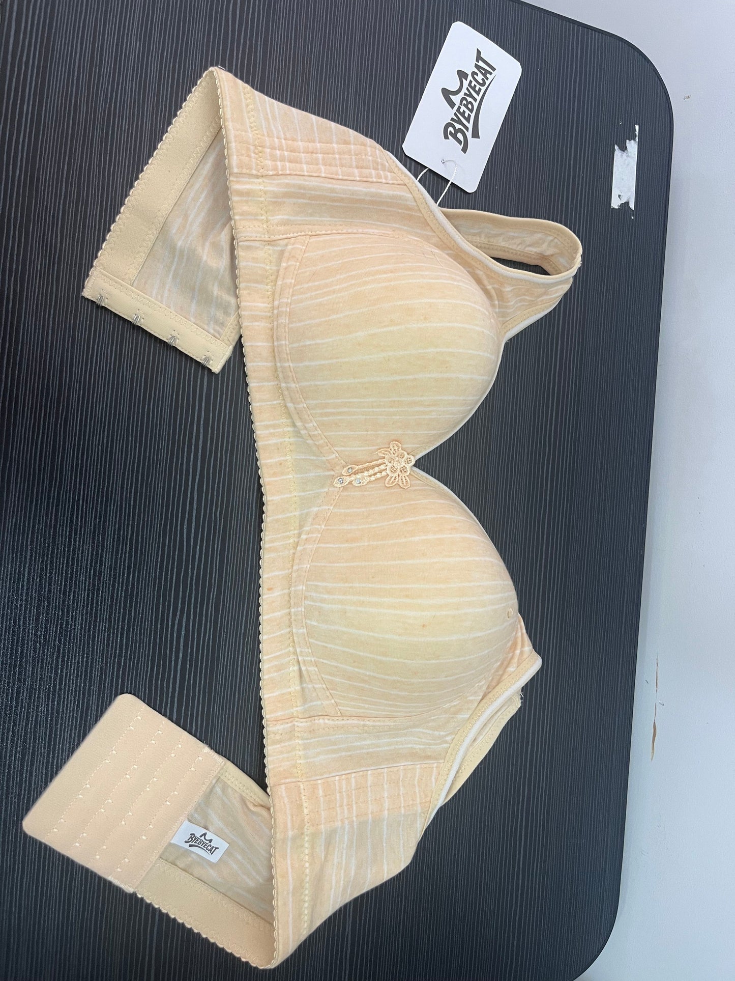 BYEBYECAT Women's Basic Beauty Contour T-Shirt Bra