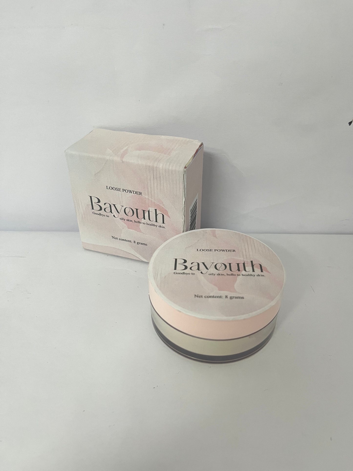 Bayouth Pressed face powder Lightness Soft Light Oil Control Loose Delicate Powder Covers Skin Blemishes Repair Makeup 8g
