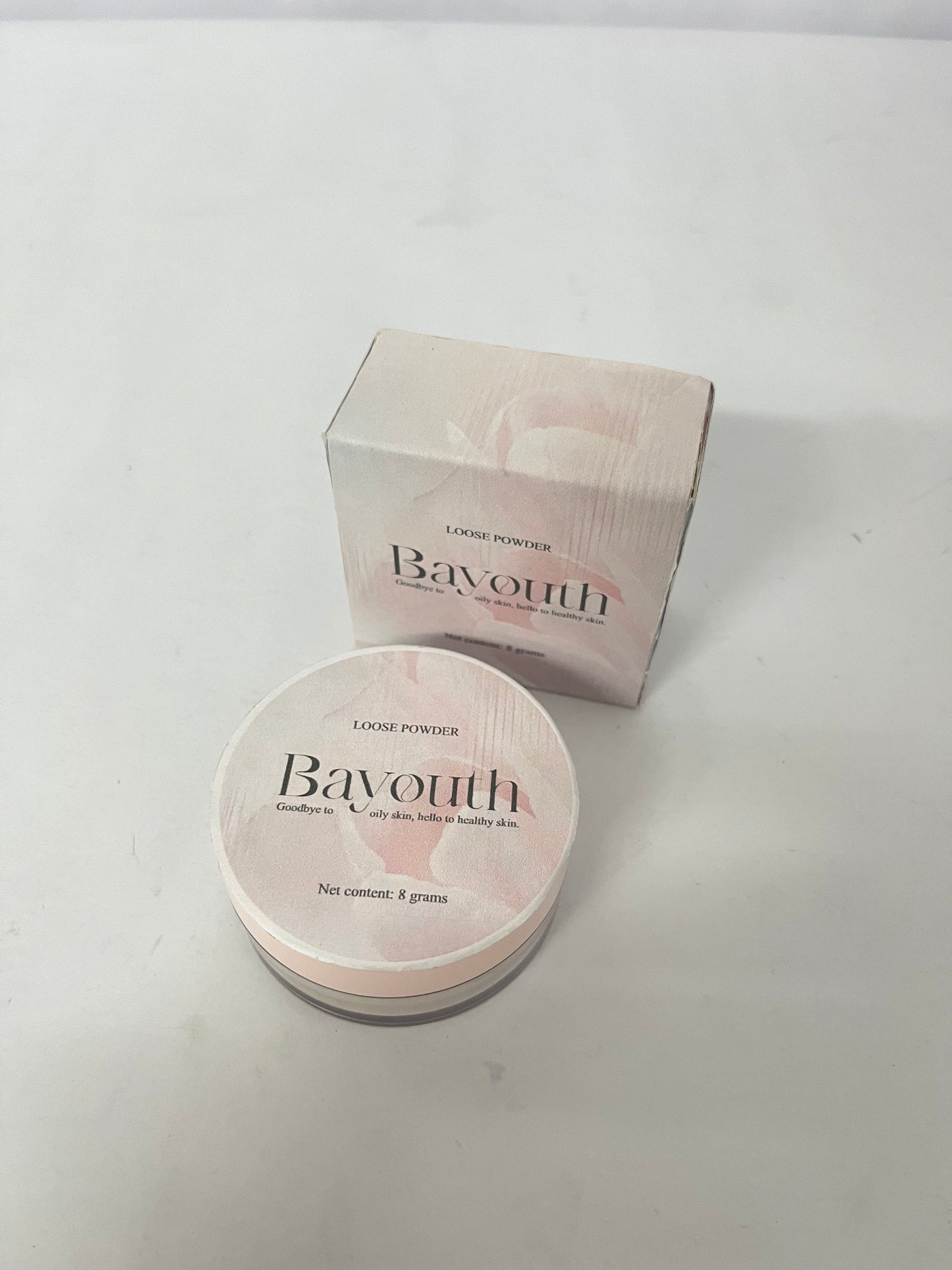 Bayouth Pressed face powder Lightness Soft Light Oil Control Loose Delicate Powder Covers Skin Blemishes Repair Makeup 8g