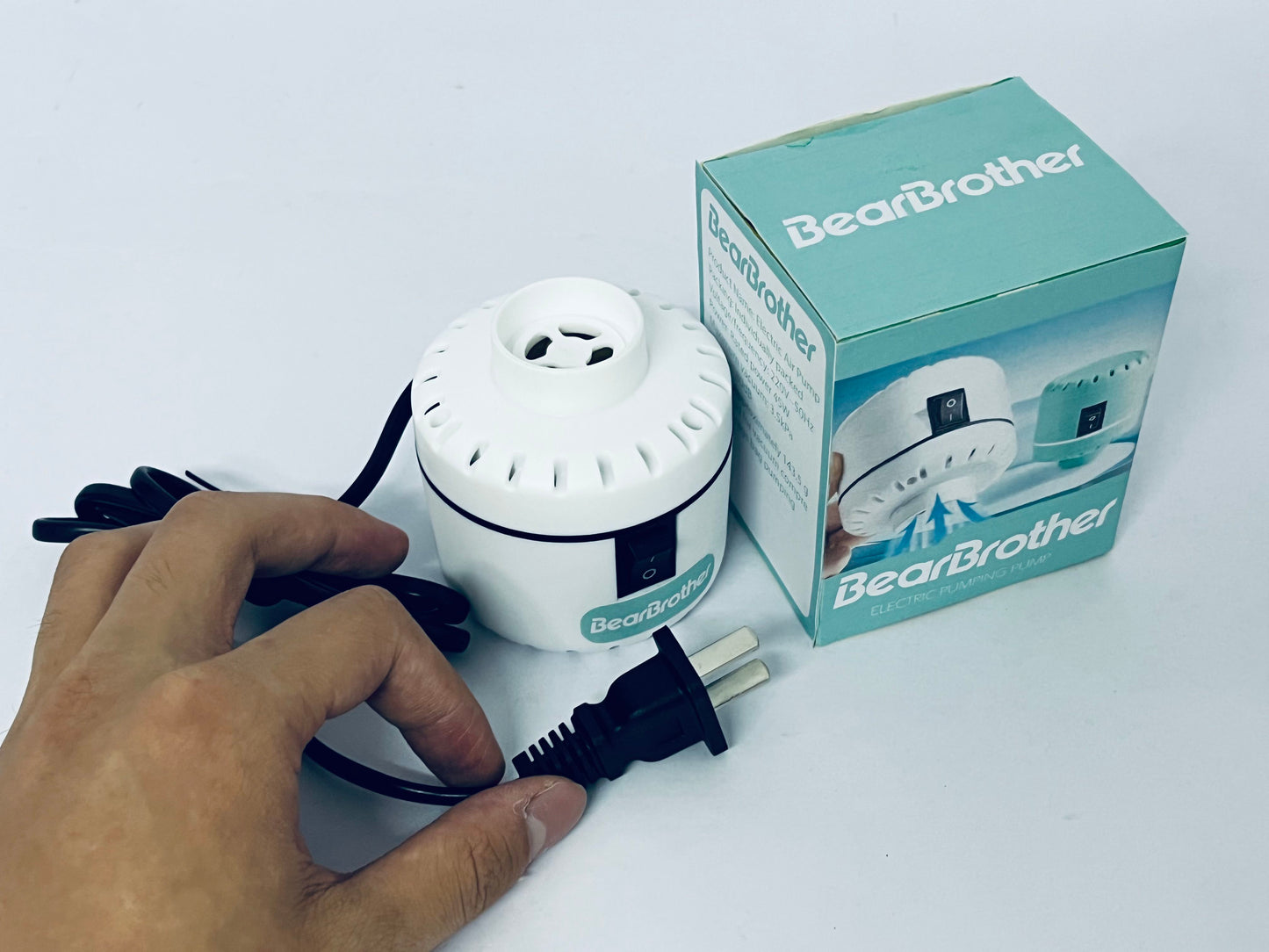 BearBrother Electric Pump for Vacuum Storage Bags Travel Vacuum Pump for Various Vacuum Seal Bags Portable Vacpack Air Pump for Compression Clothing Blanket Luggage