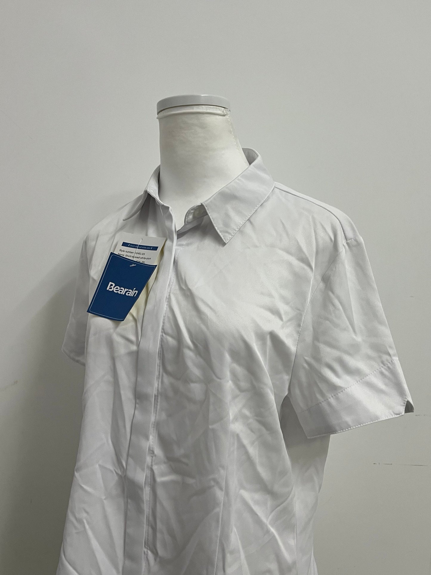 Bearain White Chemise - Short-Sleeve Collared Shirt with Tailored Fit