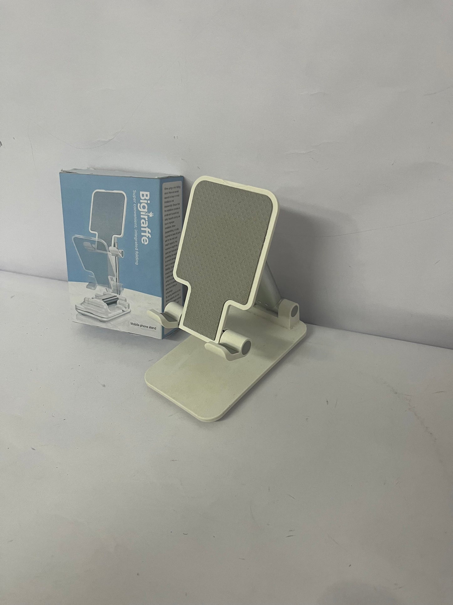 Bigiraffe Cell Phone Stand - Hands-Free & Multi-Scene Friendly Key Benefits