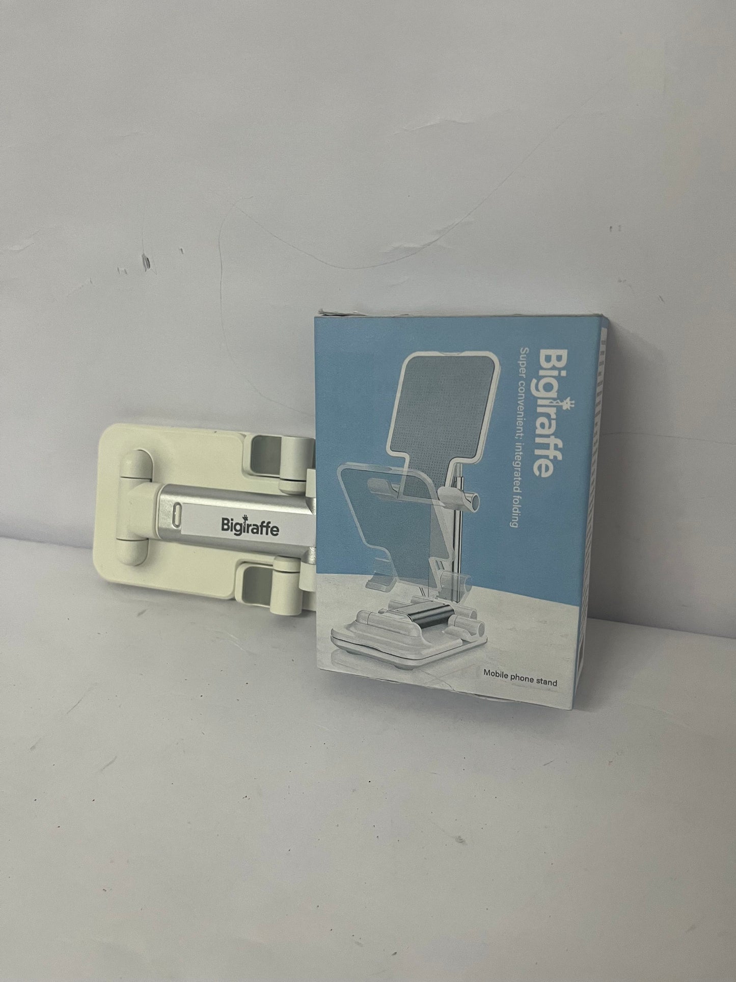 Bigiraffe Cell Phone Stand - Hands-Free & Multi-Scene Friendly Key Benefits