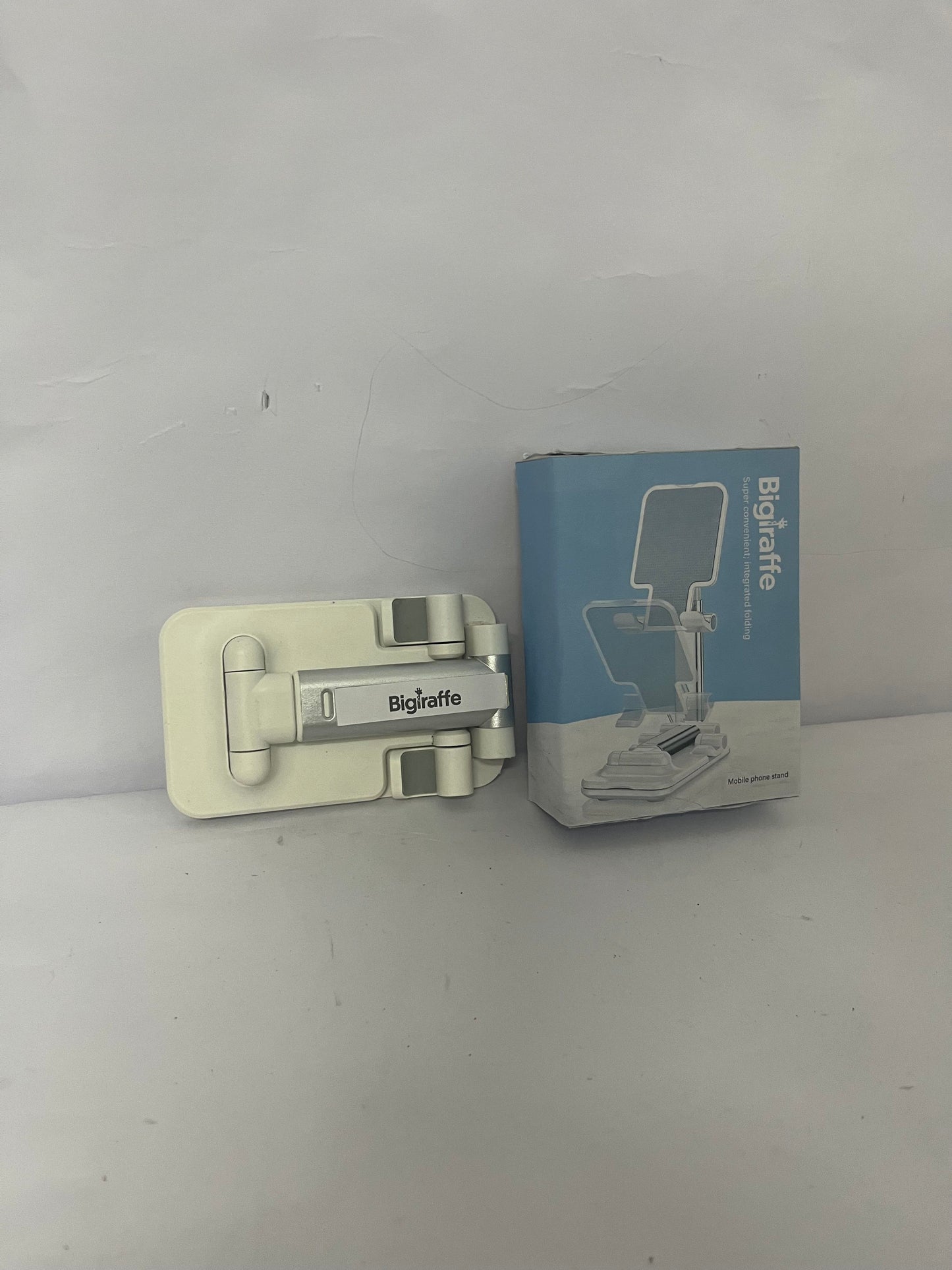 Bigiraffe Cell Phone Stand - Hands-Free & Multi-Scene Friendly Key Benefits