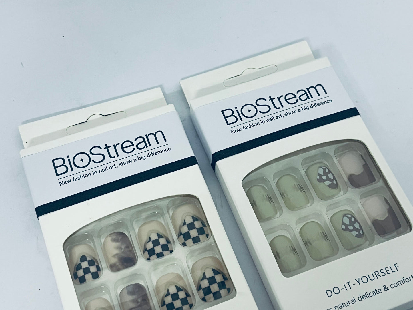 BioStream Press-On Nails Manicure Kit, 24-Piece Set, Long-Lasting Fake Nails with Glue, File, Prep Pad & Cuticle Stick