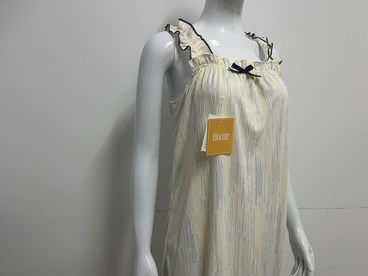 [Blocute Dresses]——Blocute 100% Cotton Ruffled Strap Nightgown | French-Inspired Comfort for Cozy Nights