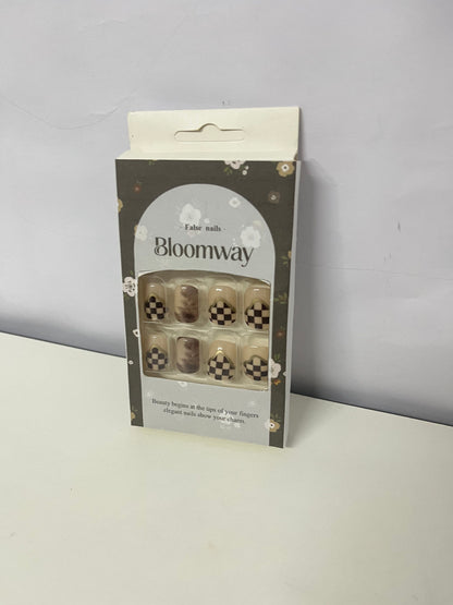 Bloomway Checkerboard & Smudge False Nails – Elegant Aesthetics at Your Fingertips, Refresh Your Nail Style in Seconds