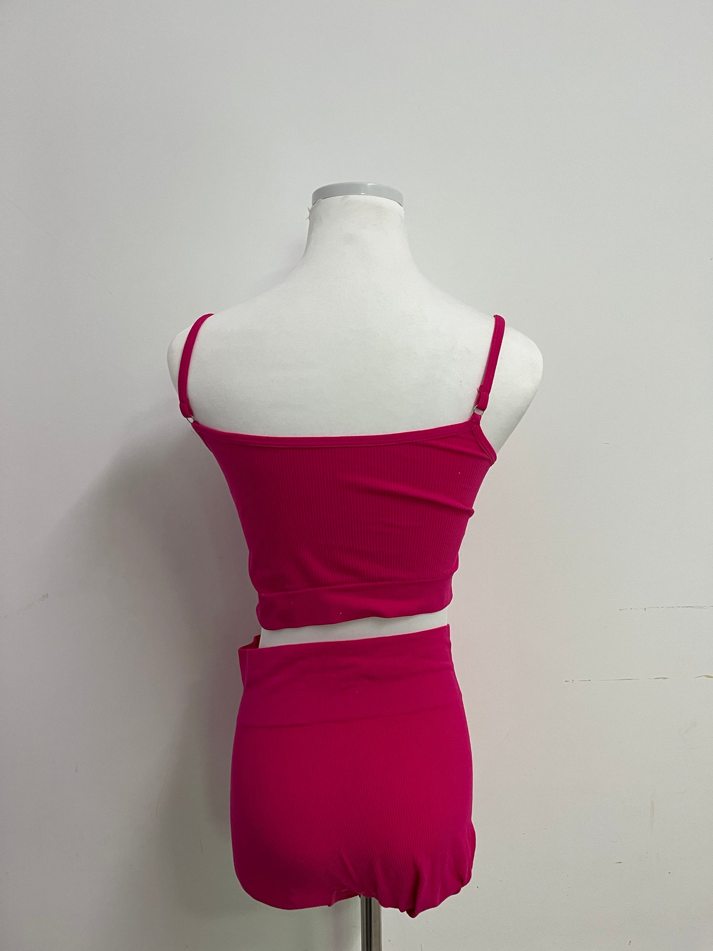 Boatalk Tracksuits Fuchsia Ribbed Activewear Set - A Dynamic Fusion of Sport and Fashion