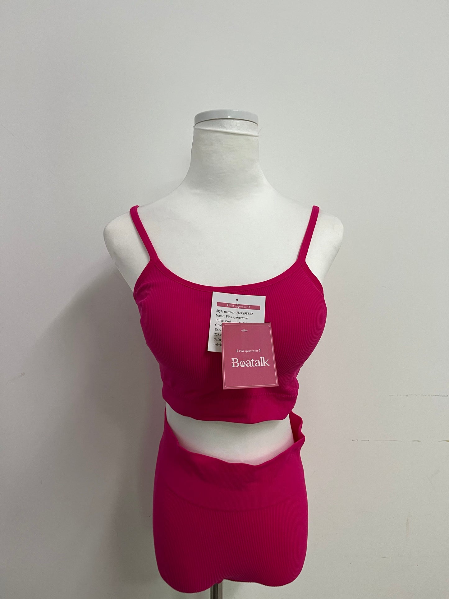 Boatalk Tracksuits Fuchsia Ribbed Activewear Set - A Dynamic Fusion of Sport and Fashion