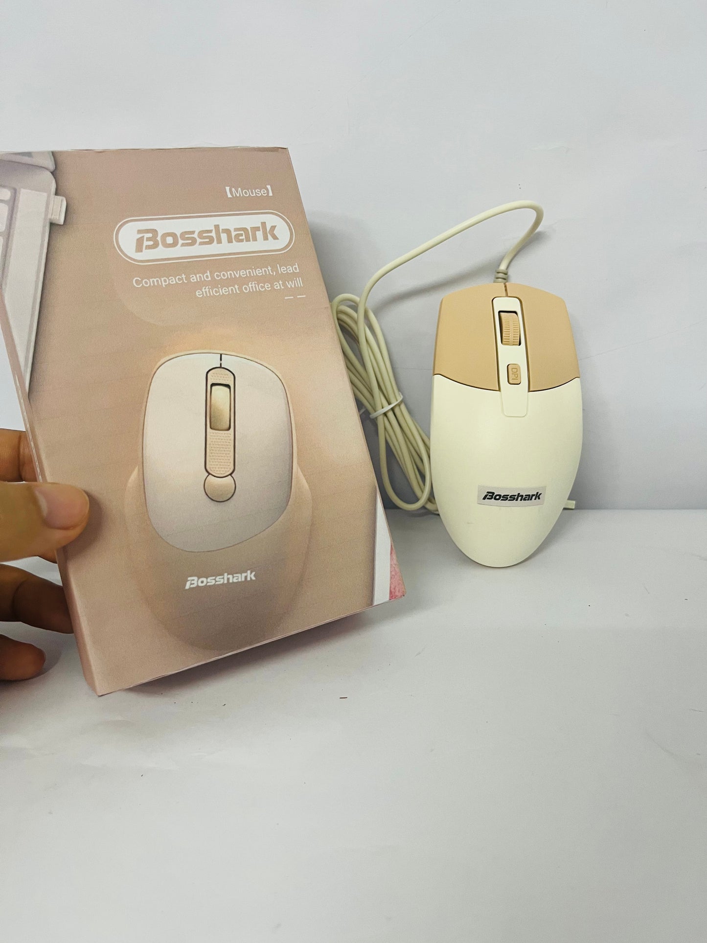 Bosshark Wired USB Mouse - Silent Click Ergonomic Computer Mouse for Laptop/Desktop PC, Plug & Play Office Mouse with Noise Reduction for Home, Work, and Study