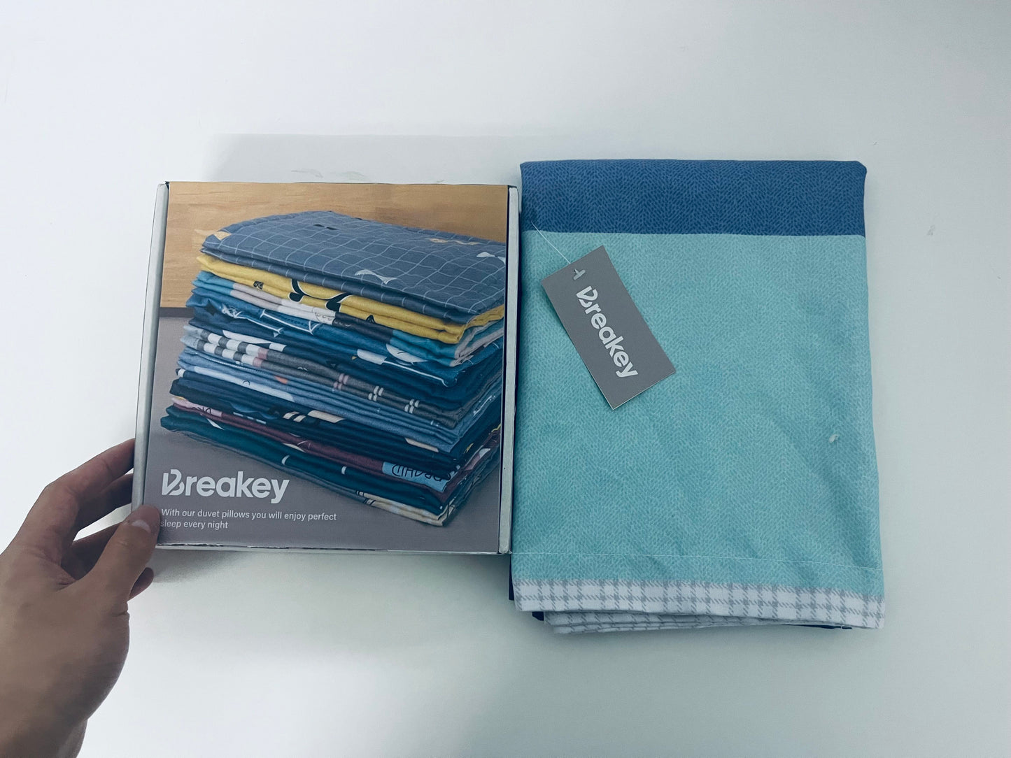Breakey Color-Block Texture Pillowcase Comfortable & Skin-Friendly Sleep Item