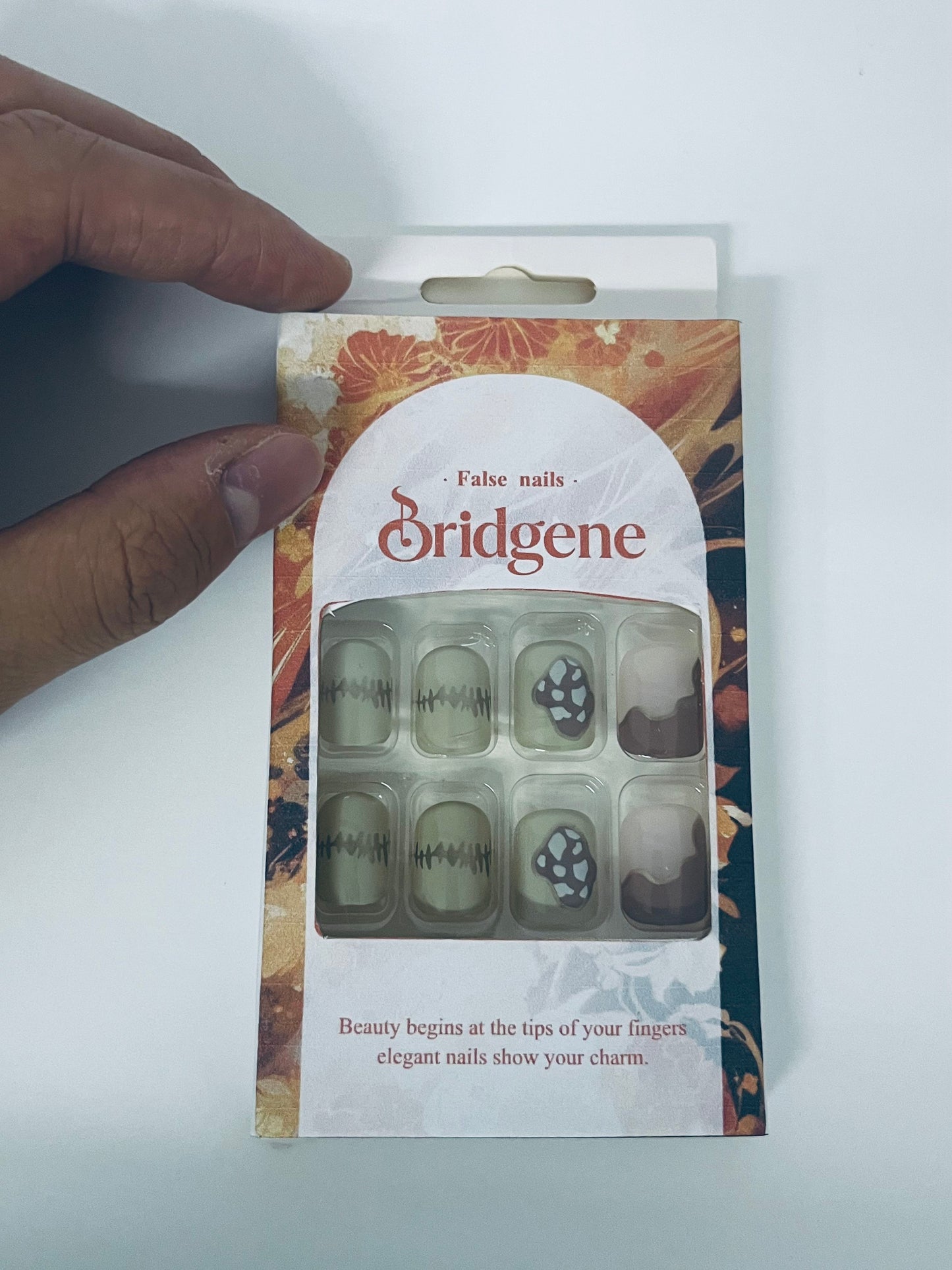 Bridgene Forest-Style Mushroom False Nails Retro Literary Style An Atmospheric Item for Finger Decoration