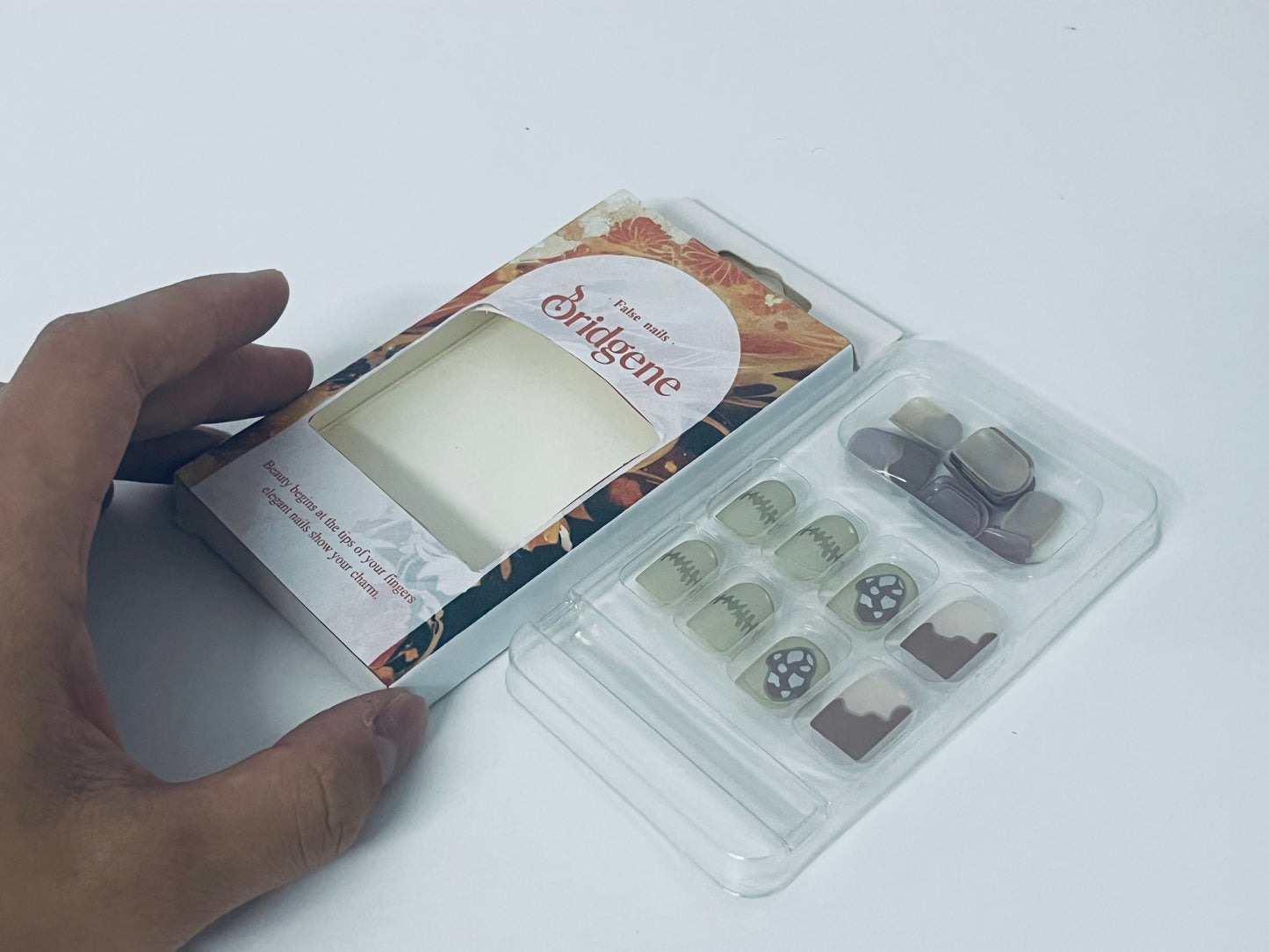 Bridgene Forest-Style Mushroom False Nails Retro Literary Style An Atmospheric Item for Finger Decoration