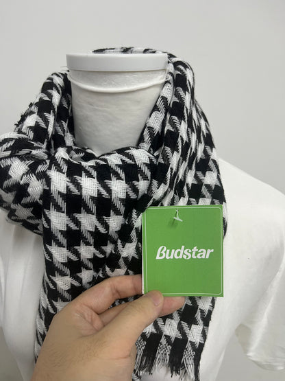 Budstar Houndstooth Scarf Classic Retro Warm & Versatile A Textured Highlight for Autumn and Winter Styling