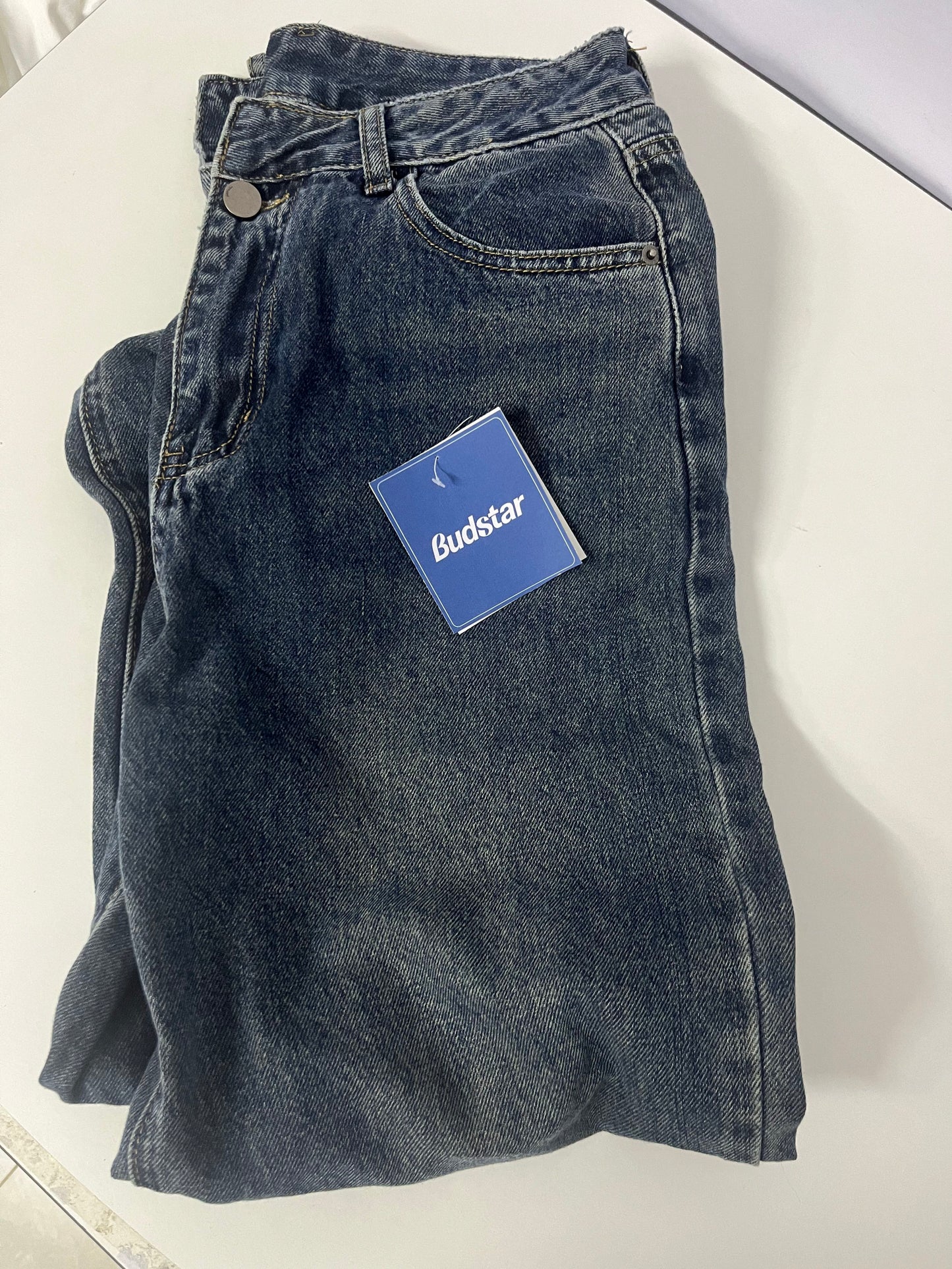 Budstar Vintage Washed Jeans High-Waisted & Slim-Fitting Comfortable & Versatile A Fashion Staple for Daily Styling