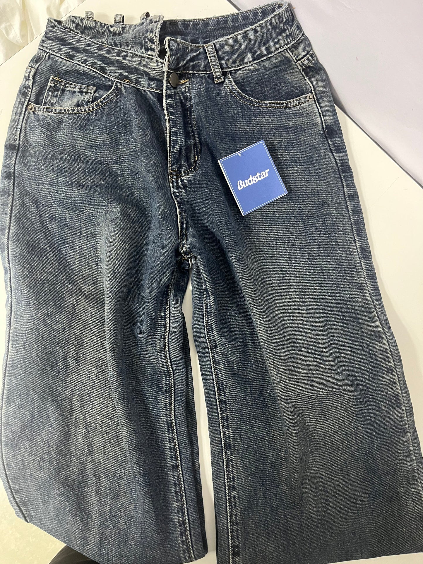 Budstar Vintage Washed Jeans High-Waisted & Slim-Fitting Comfortable & Versatile A Fashion Staple for Daily Styling