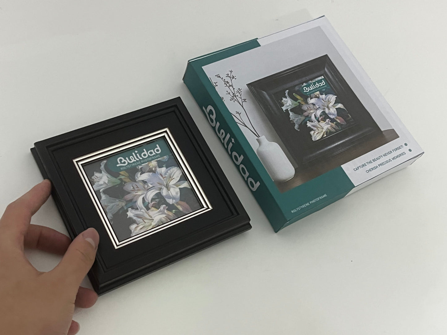 【Bulidad Picture frames】—— Timeless Display for Your Precious Memories