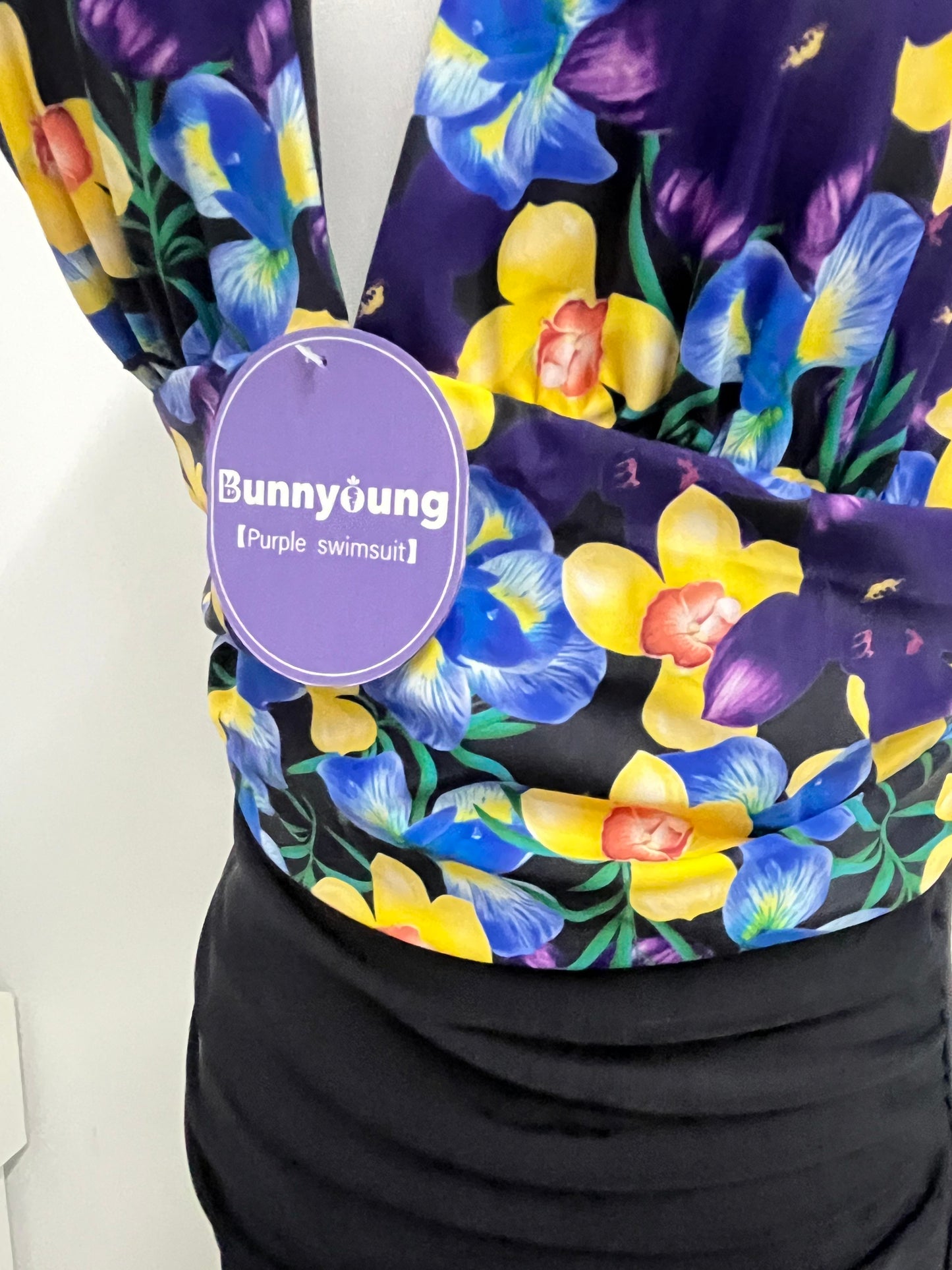 【Bunnyoung Purple Floral Halter Swimsuit】—— Vibrant & Stylish Beachwear