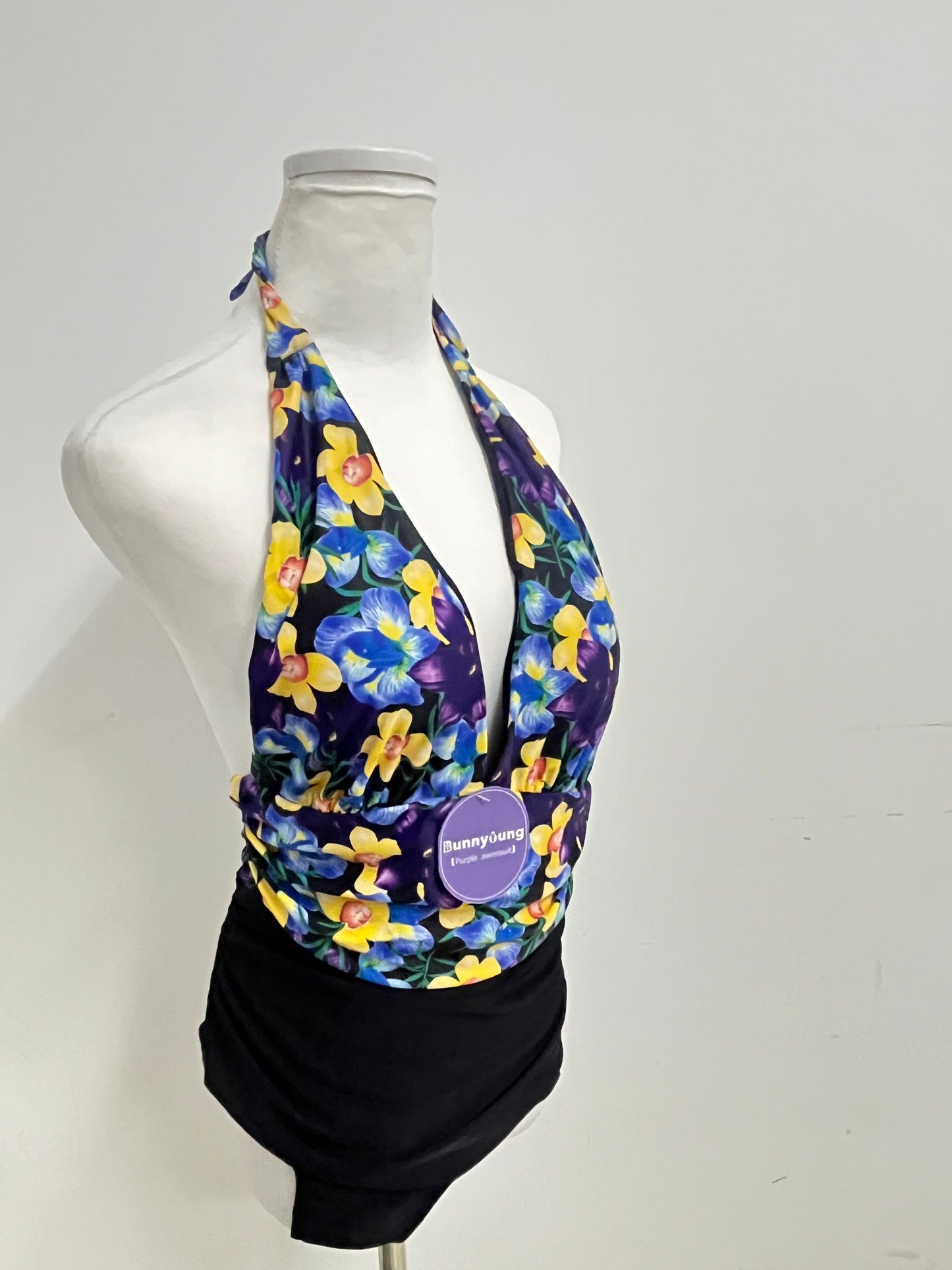 【Bunnyoung Purple Floral Halter Swimsuit】—— Vibrant & Stylish Beachwear