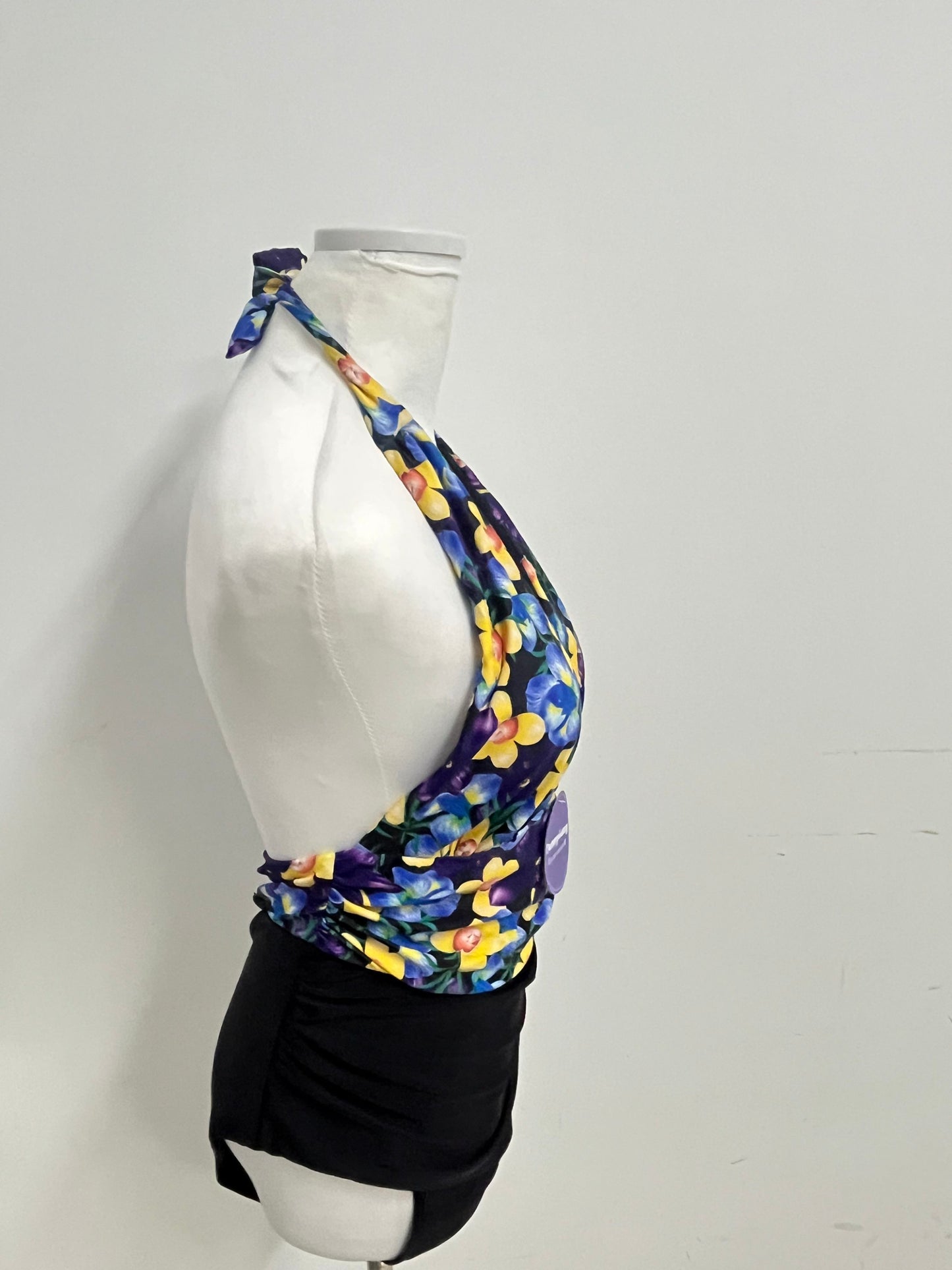 【Bunnyoung Purple Floral Halter Swimsuit】—— Vibrant & Stylish Beachwear