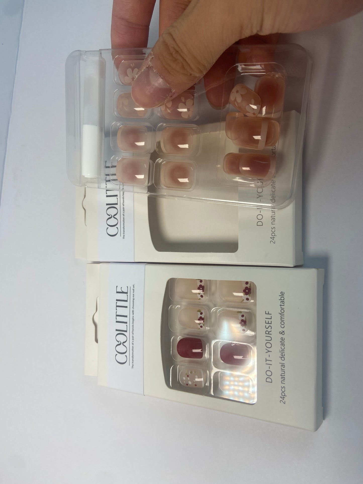 COOLITTLE False nails, Wedding,Reusable Nail Stickers, Artificial Glossy Fake Nails, Press on Fake Nails for Women/Girls