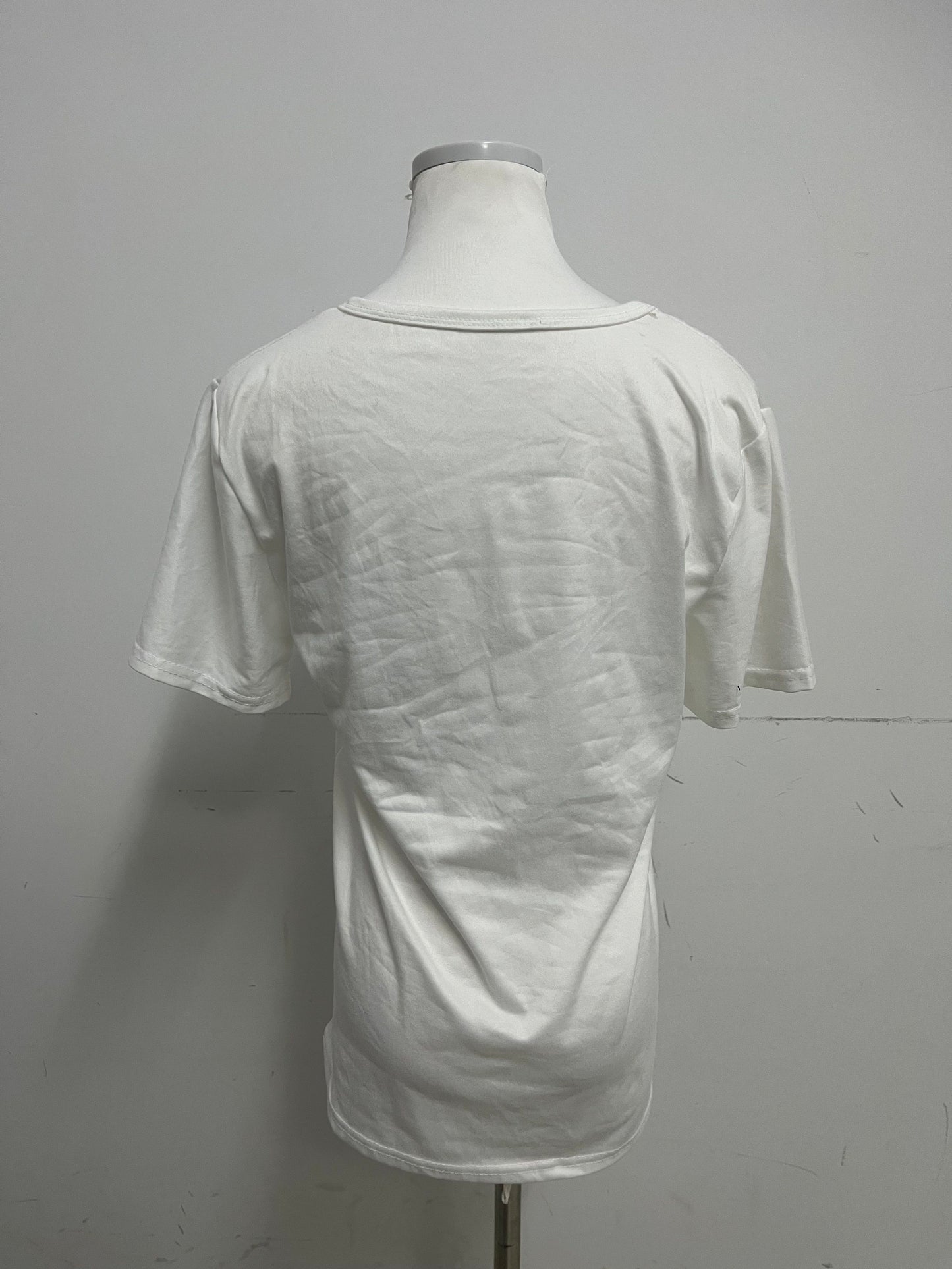 【Canutri White T-shirt】—— Comfortable & Versatile Daily Wear