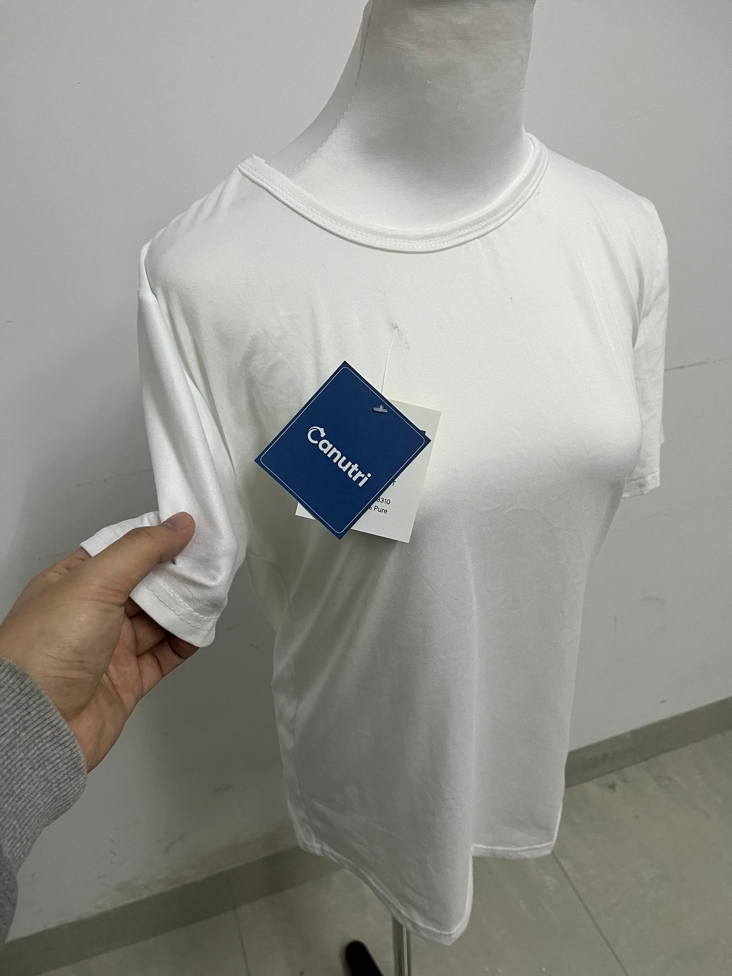 【Canutri White T-shirt】—— Comfortable & Versatile Daily Wear