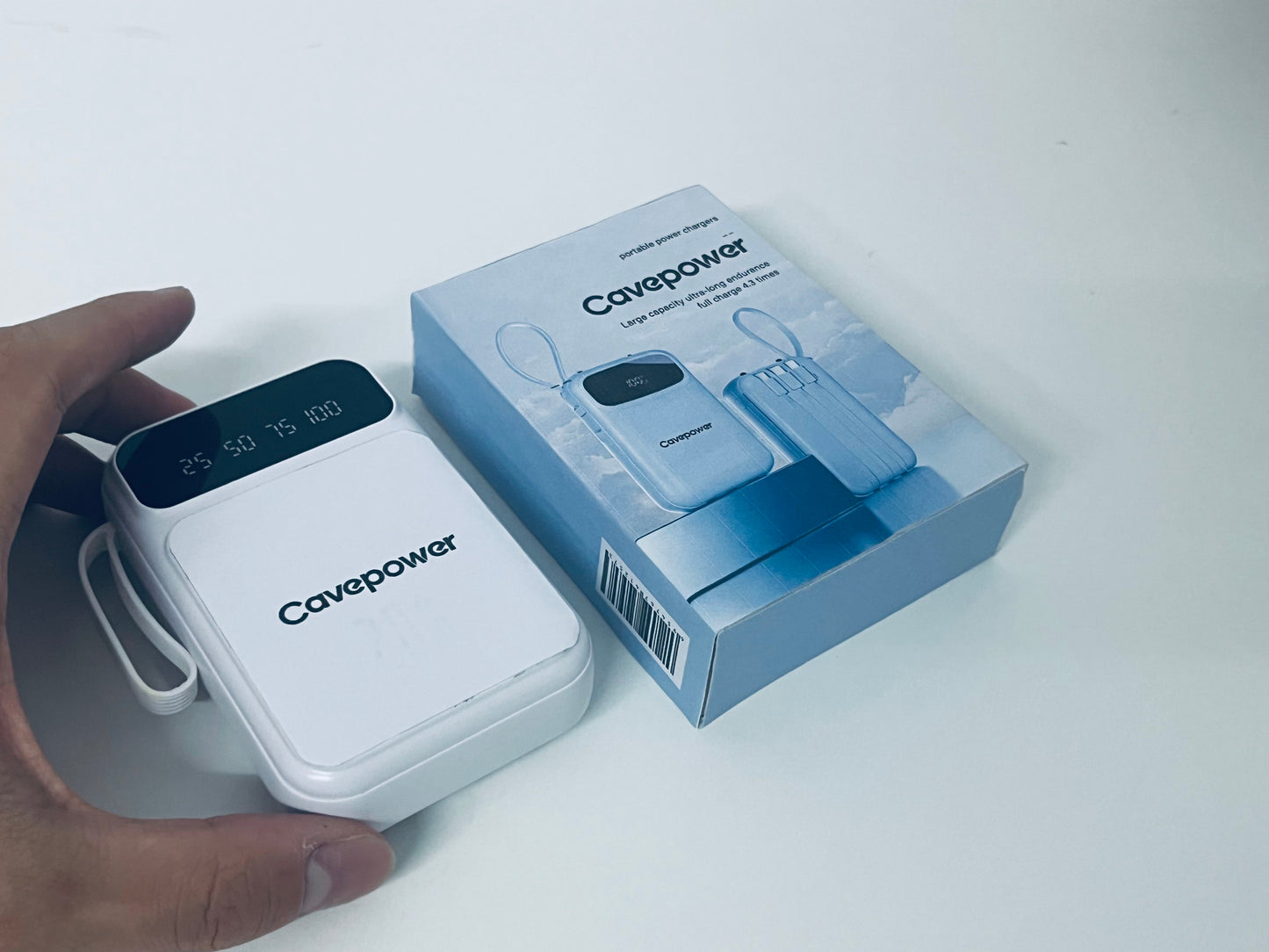 Cavepower High-Capacity Digital Display Power Bank Long-Lasting & Portable Power Supply Item