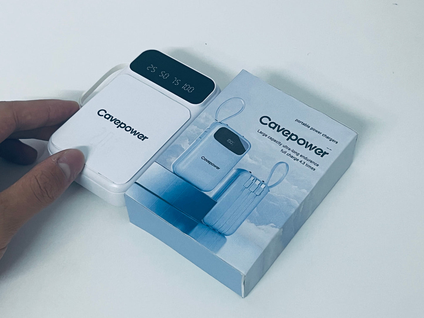 Cavepower High-Capacity Digital Display Power Bank Long-Lasting & Portable Power Supply Item