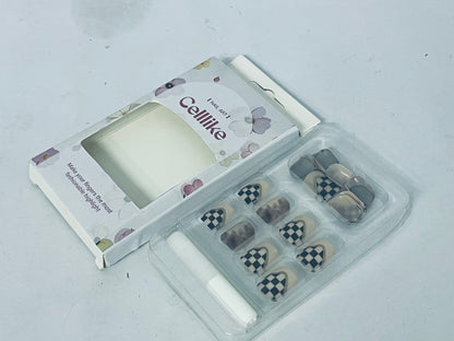 Celllike Checkerboard & Smudge Nail Art Tips - Fashion Nails in Minutes