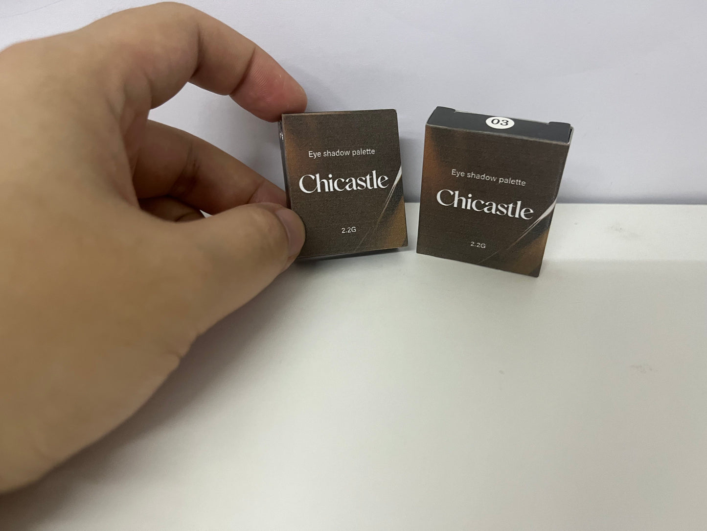 Chicastle Wine Red Gilded Single Eyeshadow Highlight Item for Atmosphere Eye Makeup