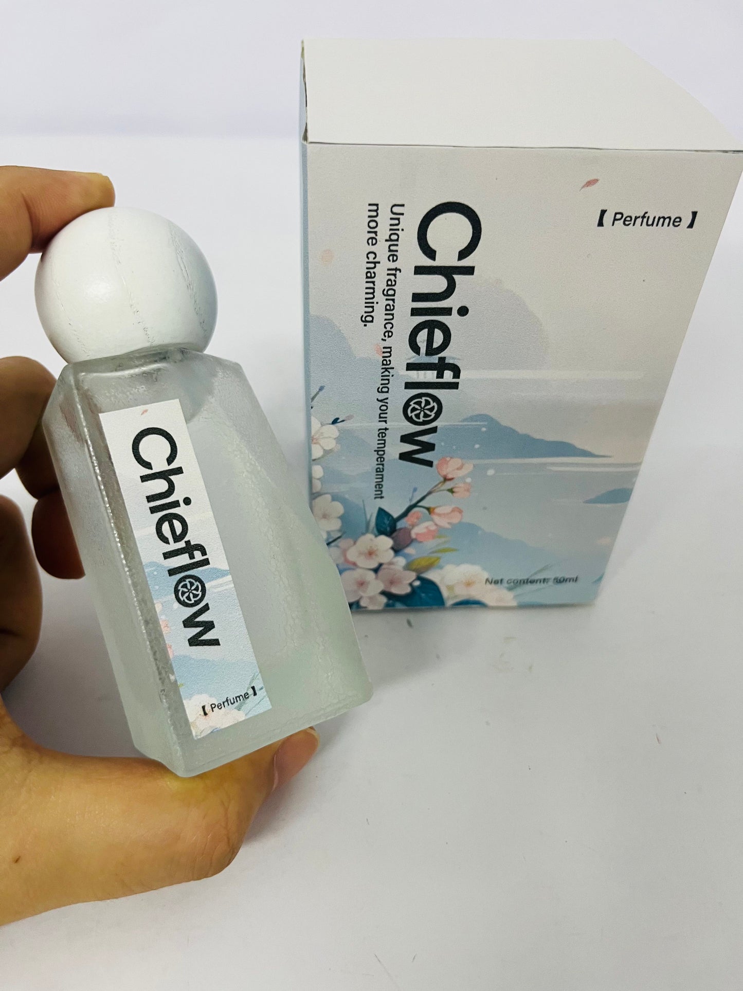 Chieflow Perfume - Unique Floral Fragrance with Long-Lasting Scent for Enhanced Charming Temperament, 50ml