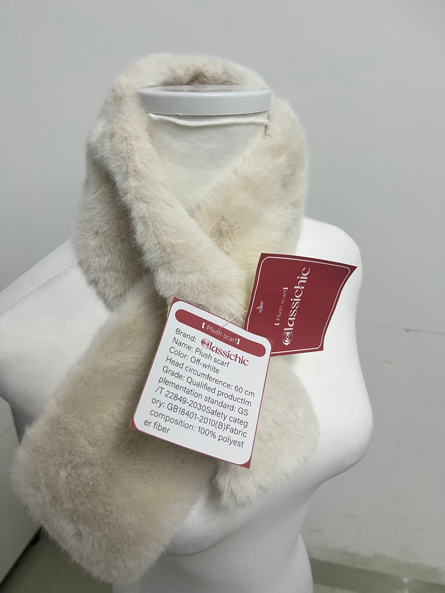 Classichic Off-White Scarf - 100% Polyester Faux Fur for Cozy Elegance