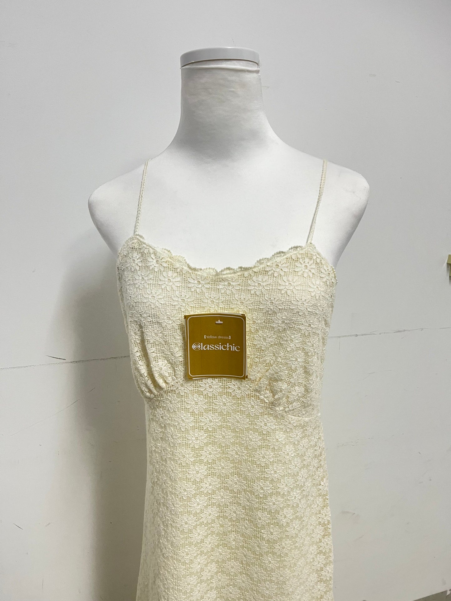 Classichic Yellow Skirt - Slim Fit Midi with Intricate Floral Lace Design