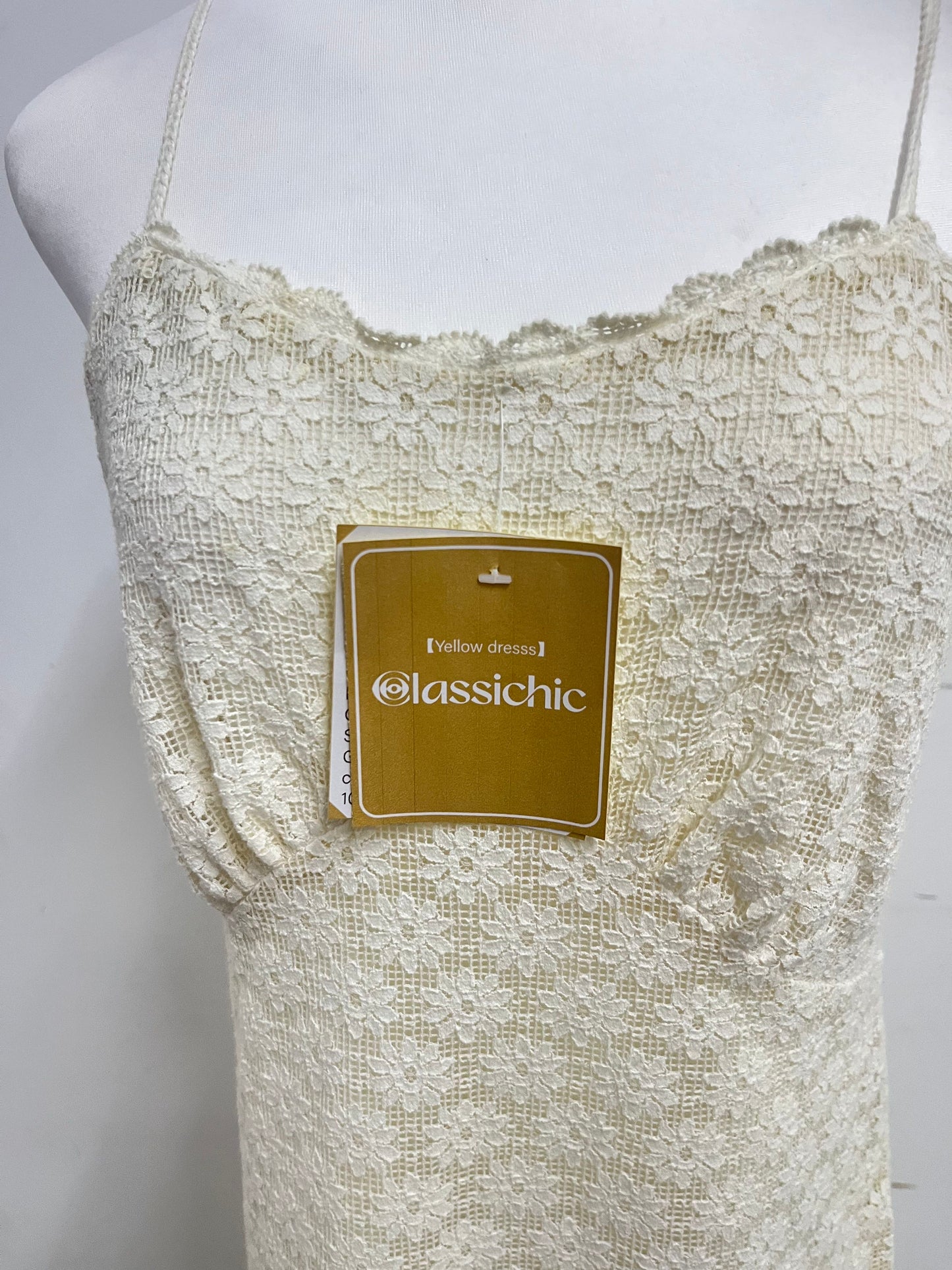 Classichic Yellow Skirt - Slim Fit Midi with Intricate Floral Lace Design