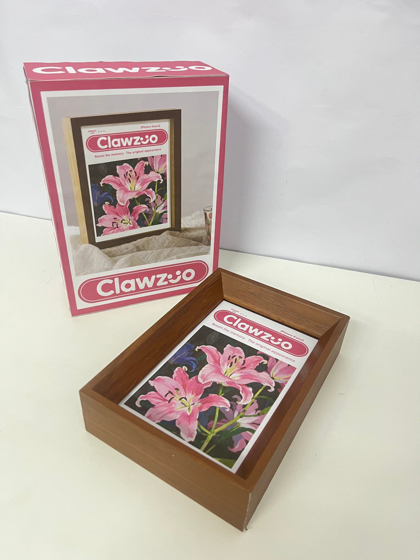 【Clawzoo Wooden Picture Frame】—— Stylish Way to Preserve Memories