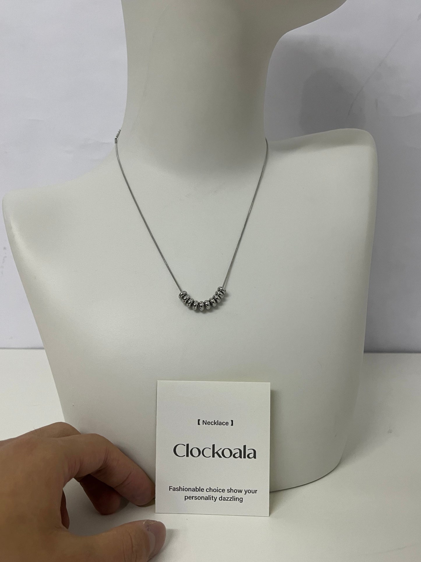 【Clockoala Curved Beaded Necklace】—— Minimalist Shiny Ornament to Highlight Personal Style