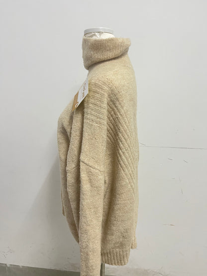 【CloSelf Khaki Turtleneck Knitted Sweater】——Cozy & Stylish Top for Daily Comfort