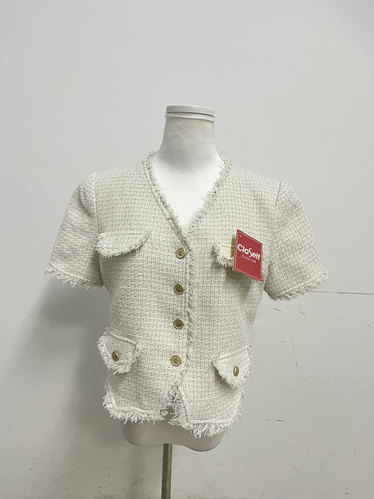 【CloSelf White Short-Sleeve Coat】——Chic Textured Outerwear for Daily Elegance