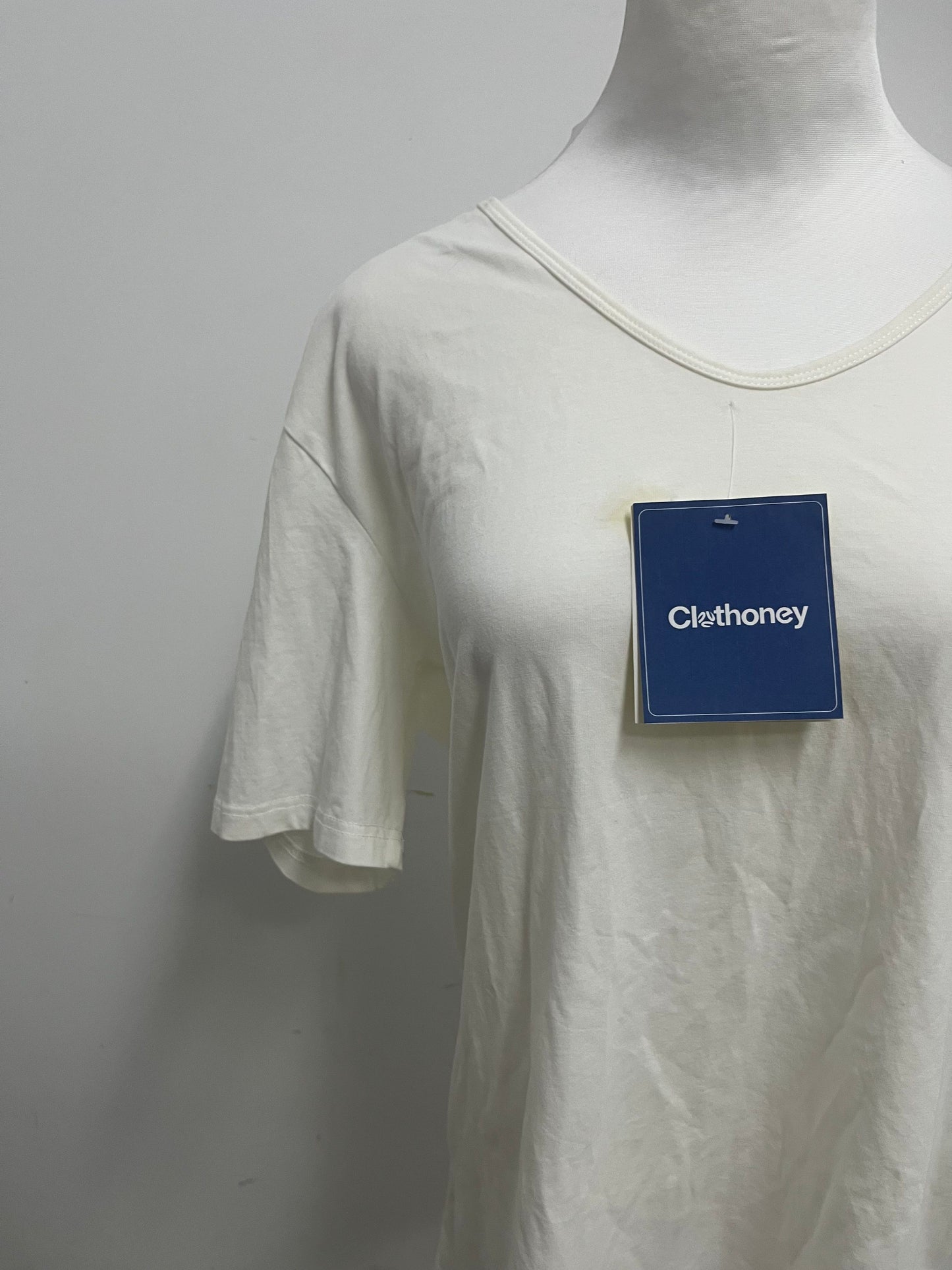 【Clothoney T-shirts】—— Comfortable & Versatile Daily Essential
